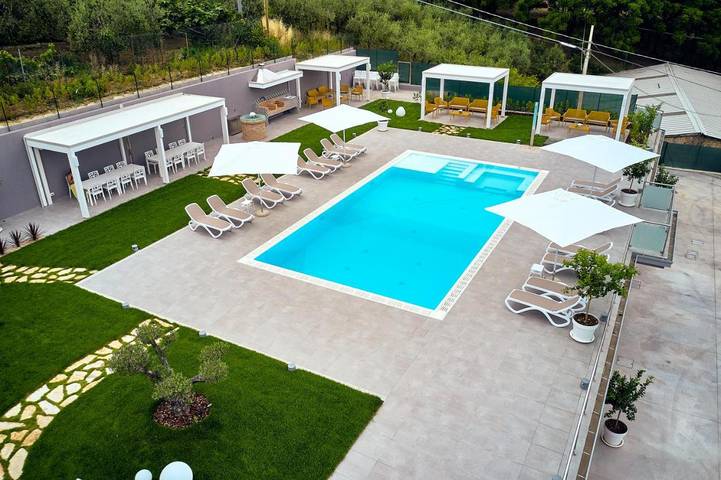 Appartement de vacances pour 3 personnes, avec jardin et piscine ainsi que sauna et vue - 1