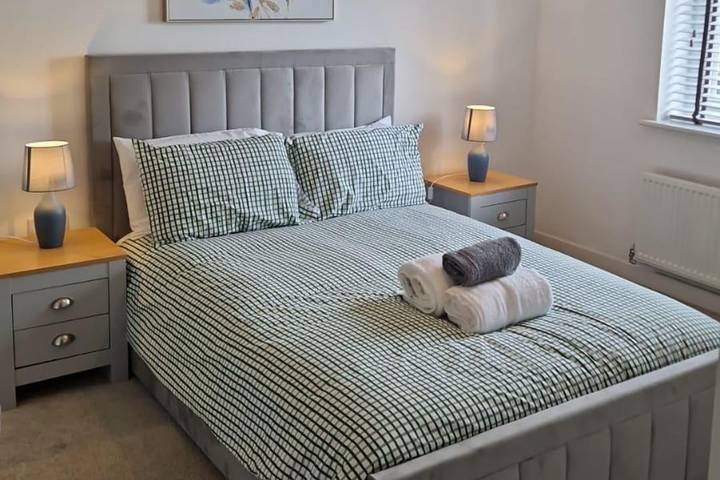 Holiday rental for 8 people, with garden, child-friendly in Peterborough
