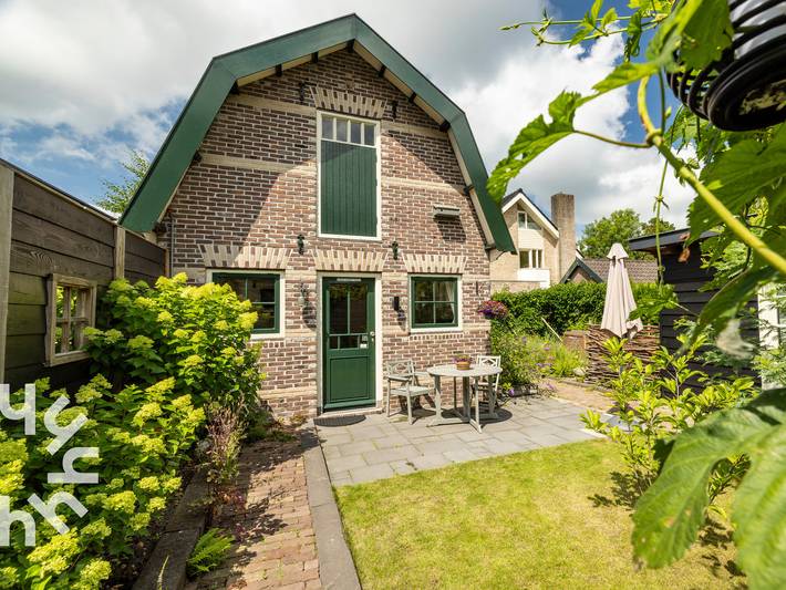Vakantiehuis voor 2 personen, met terras en tuin in Langedijk