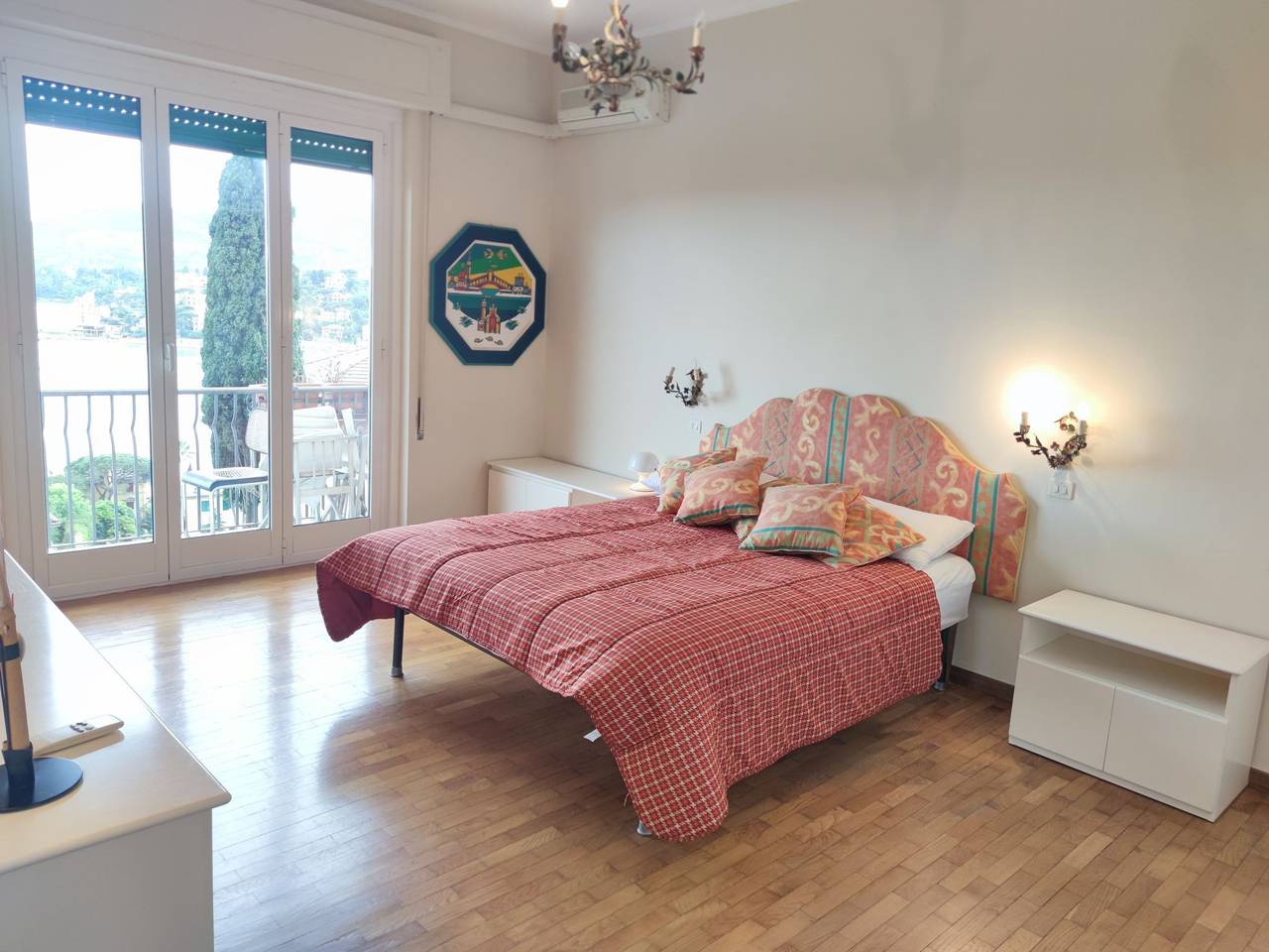 Ganze Wohnung, Für 6 Personen ca. 120 m² in Rapallo, Ligurien (Riviera di Levante) in Rapallo (Stadt), Rapallo