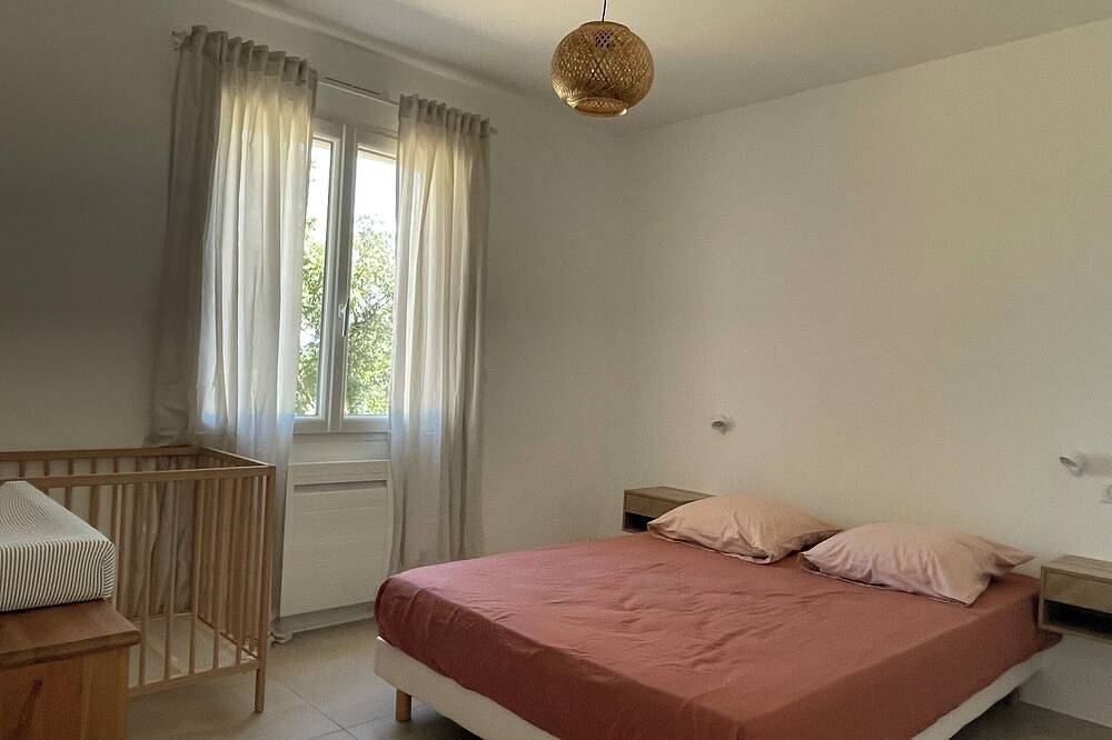 Comfortable new house in Le Cannet-des-Maures, Draguignan Region