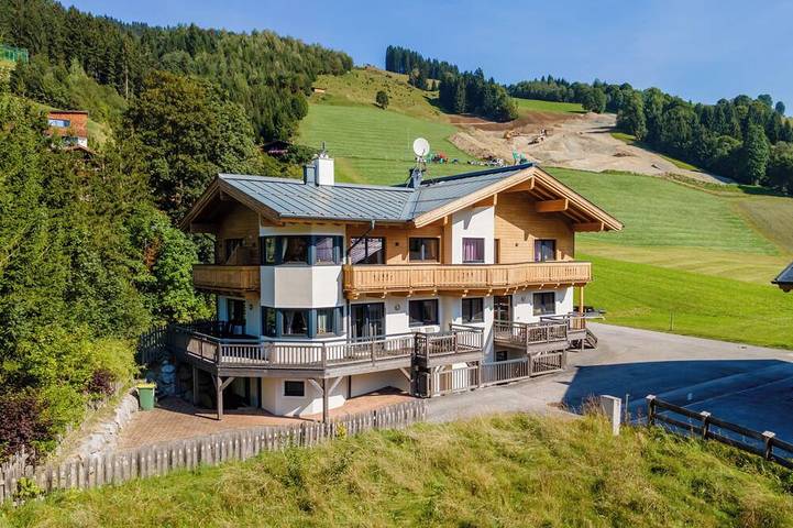 Hütte für 8 Personen, mit Garten und Balkon in Hinterglemm