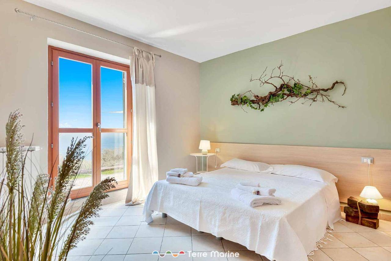 Double Room with Private Bathroom in Volastra, Riomaggiore Gemeente