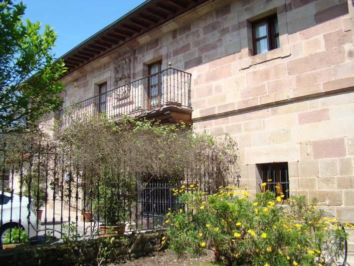 Casa rural para 2 personas, con Terraza además de Jardín y Vistas en Valdáliga