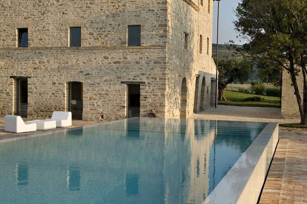 Villa in Treia mit 5 Schlafzimmern 11 Schlafplätzen in Treia (Italien), Macerata Provinz