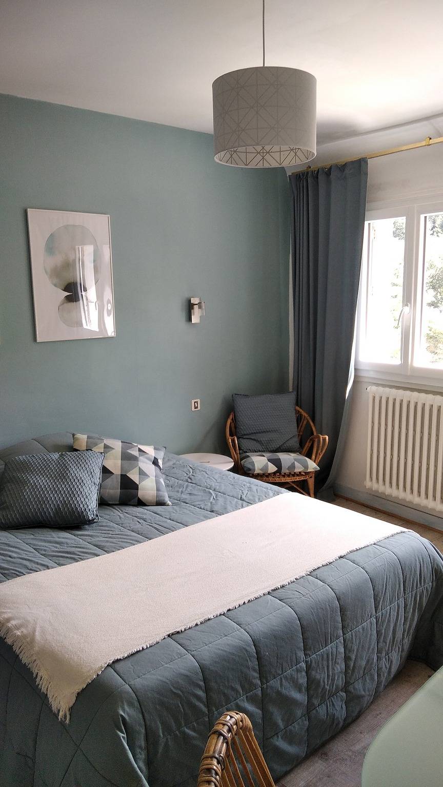 Apartamento en hotel 'Villa Des Fleurs Ch Colette N°28' con vistas a la montaña y Wi-Fi in La Bourboule, Parque Natural Regional Volcans d'Auvergne