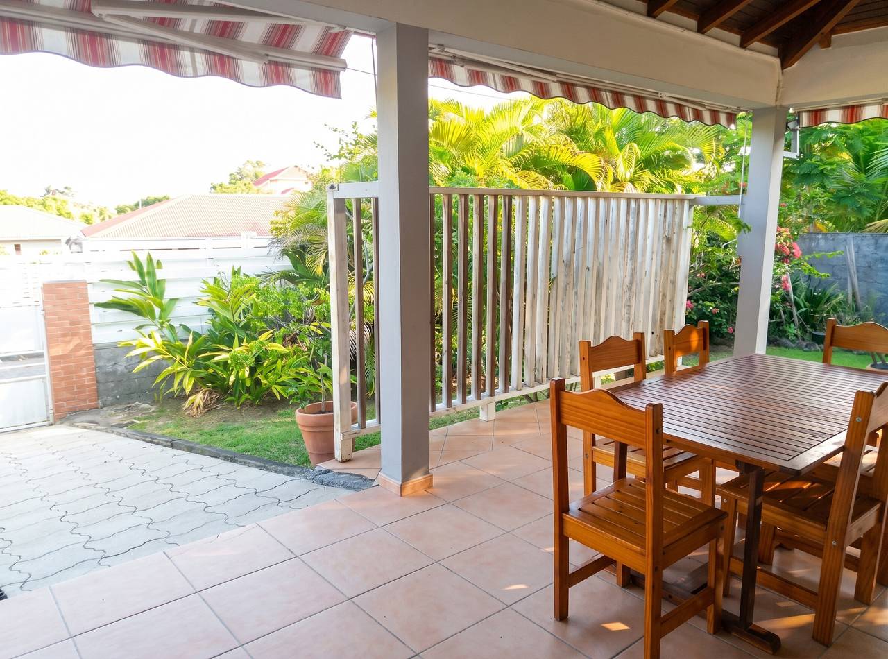 Appartement entier, Appartement lumineux au bord de la mer à Le Diamant in Le Diamant, Martinique