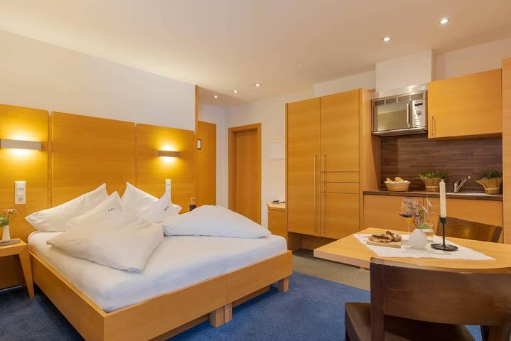 Ganze Ferienwohnung, App. 110 (2 Pers.)/Wohn-Schlafraum in Ischgl, Verwall