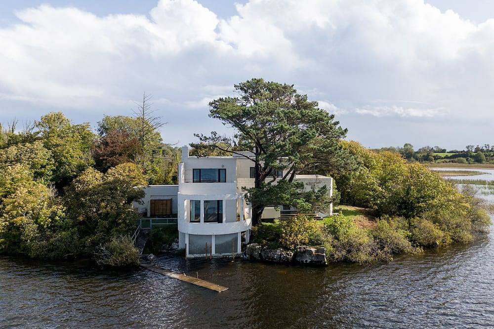 Art Deco Lakehouse retreat at Inchiquin in County Clare