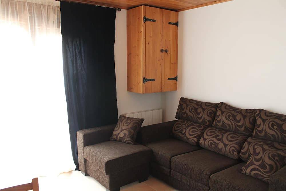 Entire apartment, Mountain apartment (newly constructed) in Sort, Catalan Pyrenees