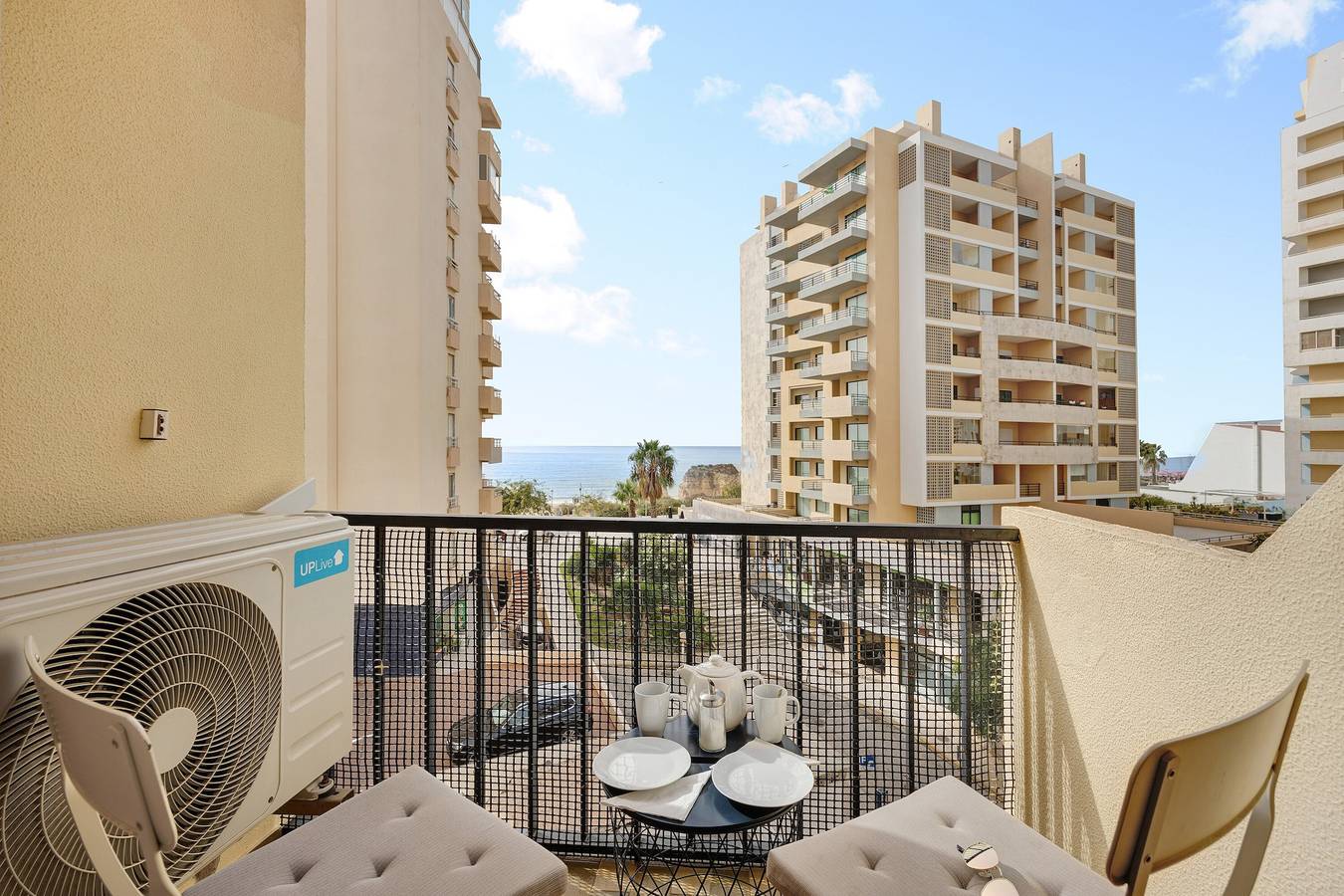 Appartement entier, Appartement "Casa Farol" avec vue sur la mer, balcon et Wi-Fi. in Praia da Rocha, Portimão