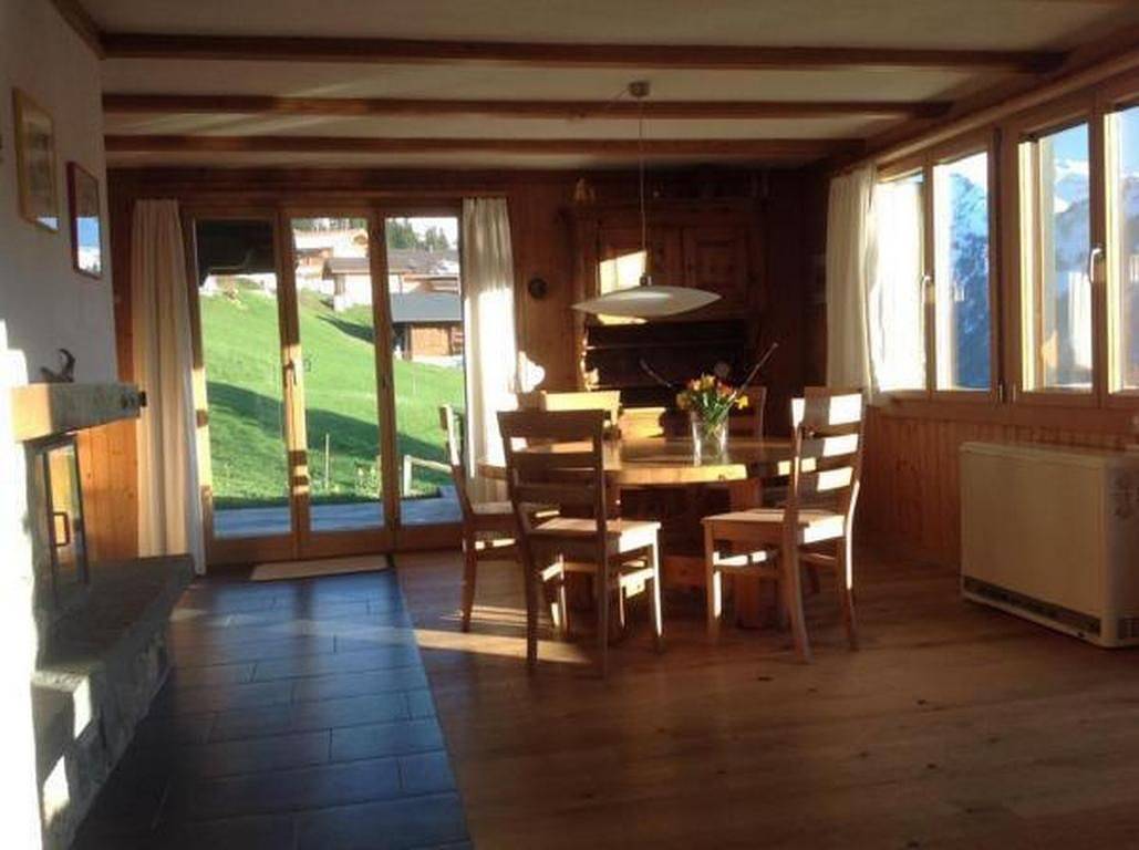 "Ferienhaus ""Datscha"" freistehend mit Garten" in Lenk, Frutigen - Lenk - Adelboden