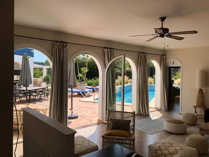 Location de vacances pour 12 personnes, avec jardin ainsi que piscine et terrasse à Son Parc - 2