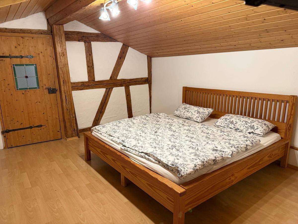 Ganze Wohnung, Two-Bedroom Apartment in Eichstätt, Altmühltal