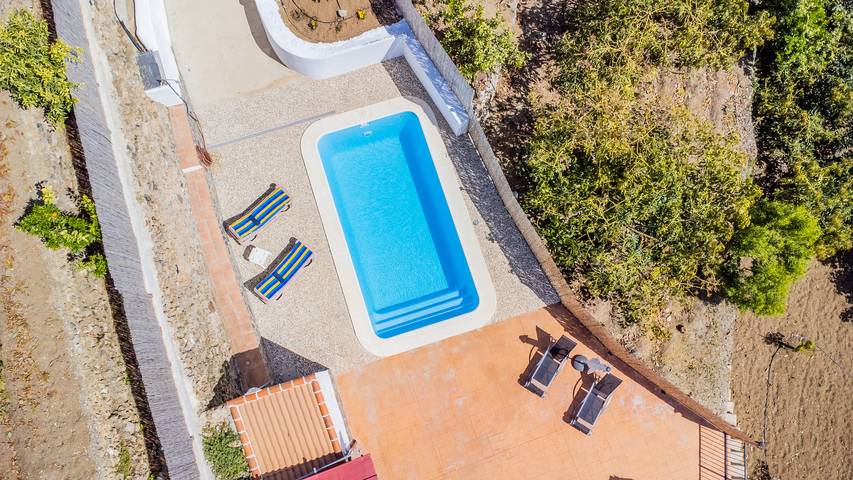 Chalet para 6 personas, con terraza y jardín en Sierra de las Nieves - 4