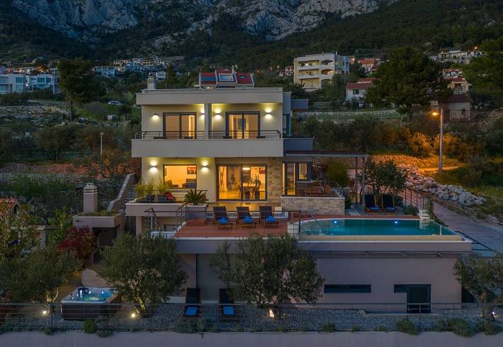 Villa mit pool für 10 Personen, mit Pool und Garten in Makarska - 3