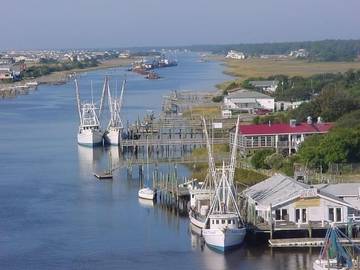 Vacation House for 8 Guests in Holden Beach, Brunswick County, Picture 1