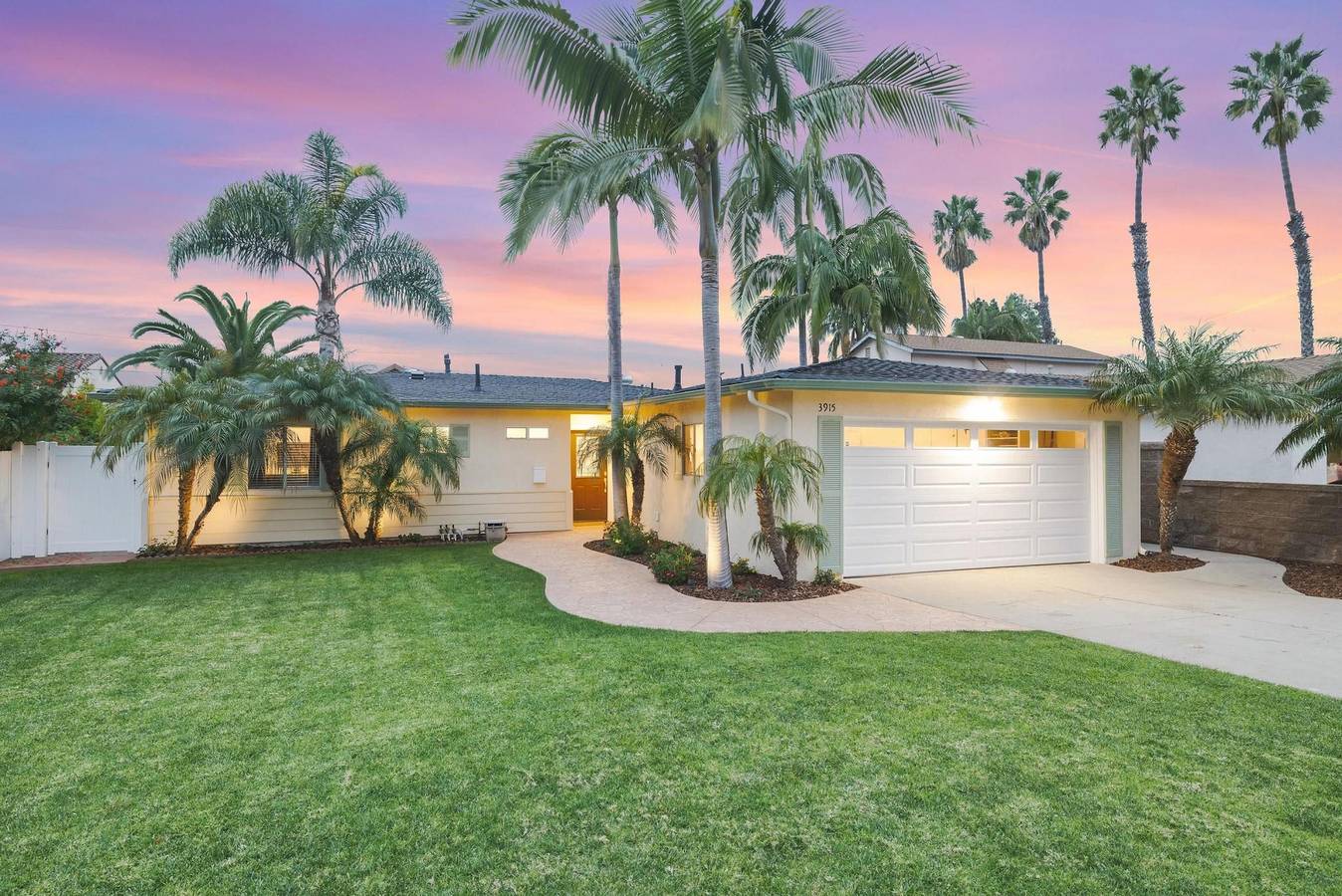 Vacation Rental for 7 Guests in Carlsbad, San Diego County