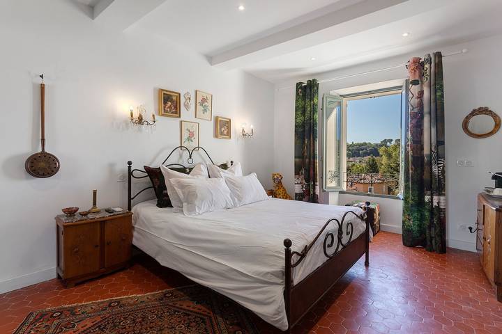 Chambre d’hôtes « Chambre 4 » avec piscine partagée, Wi-Fi et climatisation in La Motte, Région de Draguignan