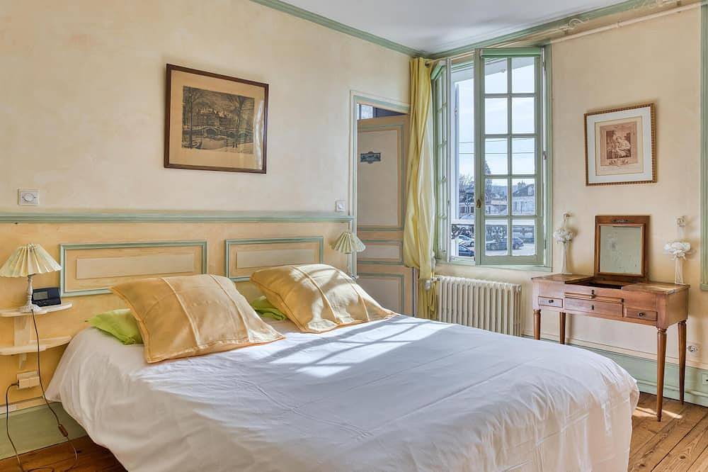 3 bedroom awesome home in Vernon in Vernon (Normandy), Évreux region