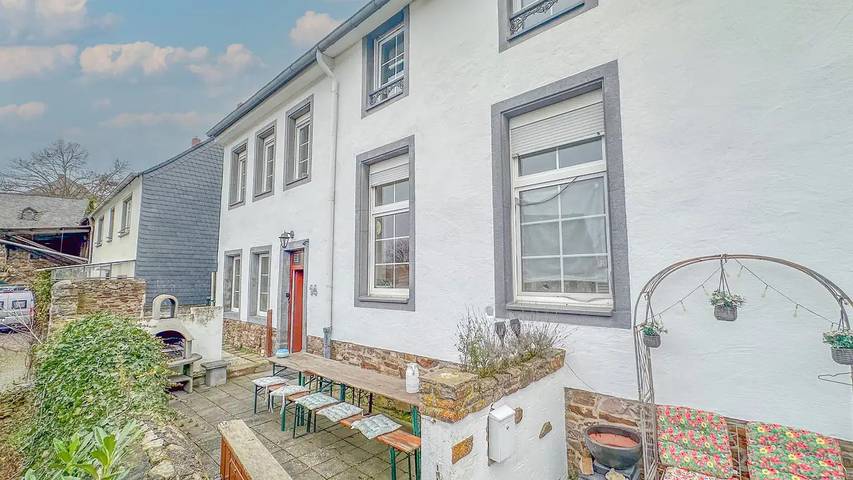 Ferienhaus für 13 Personen, mit Terrasse in Münstermaifeld - 2
