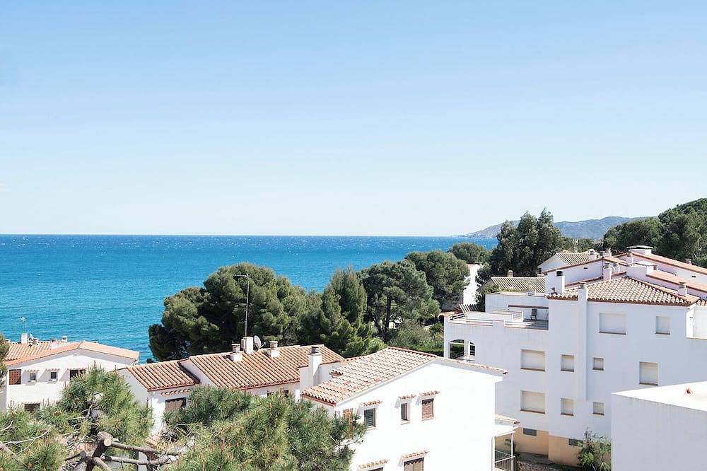 Entire apartment, Appartement De 1 Chambre in Platja Grifeu, Upper Empordà