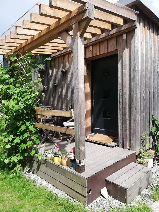 Ferienhaus für 3 Personen, mit Terrasse und Garten sowie Ausblick in Höchst