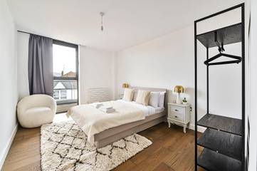 Apartment for 4 People in Brent, London, Photo 4