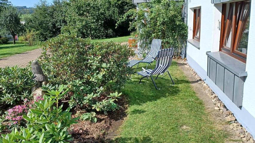 Ferienwohnung für 2 Personen, mit Garten und Sauna sowie Ausblick
