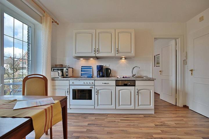 Ferienwohnung für 2 Personen, mit Balkon in Timmendorfer Strand - 4