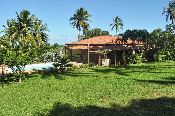 Chalet für 4 Personen, mit Garten und Pool sowie Terrasse, mit Haustier in Brasilien