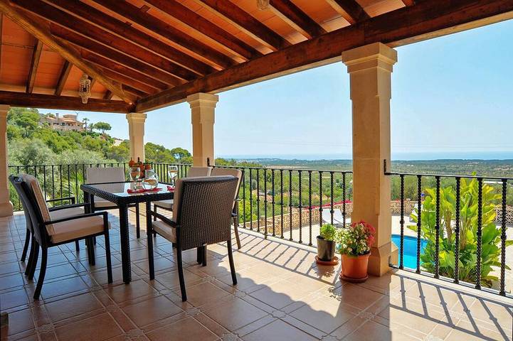 Casa de vacaciones para 6 personas, con balcón además de jardín y piscina para niños - 1