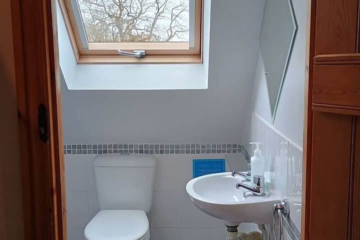 Apartamento entero, Cosy studio apartment views, walks from the doorstep. Newly redecorated for 2026 in Gloucestershire