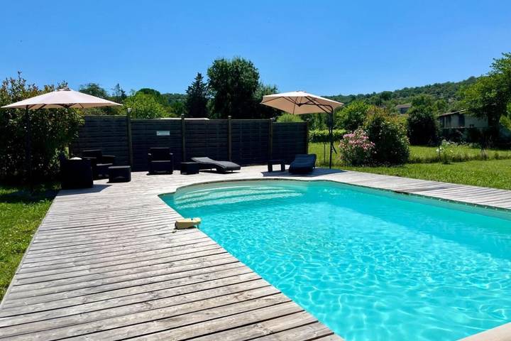 Location de vacances pour 4 personnes, avec jardin et piscine, adapté aux familles à Beaulieu (Largentière) - 3