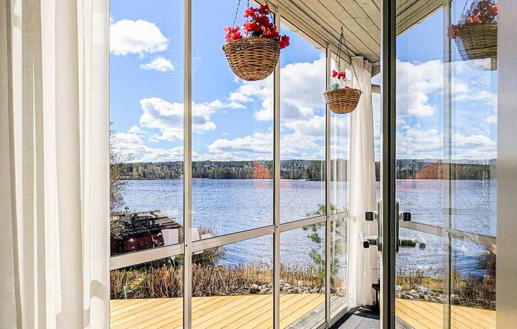 Ferienhaus für 6 Personen, mit Terrasse und Garten sowie Seeblick in Dalarna - 4