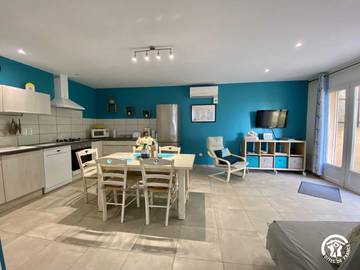 Gîte pour 4 Personnes dans Montséret, Région de Narbonne, Photo 1