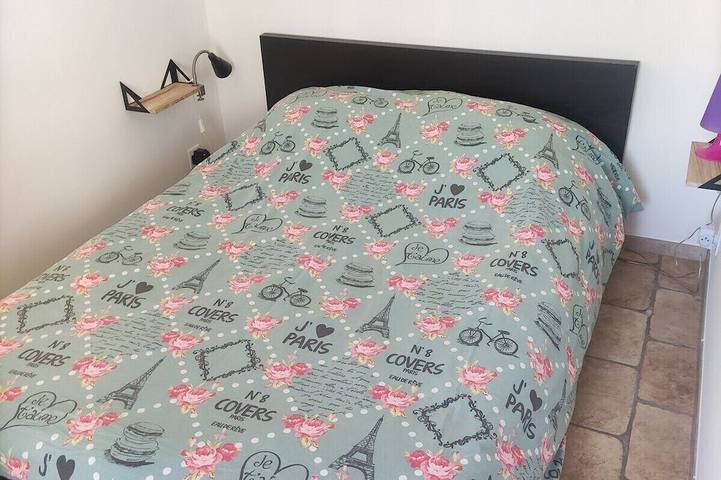 Gîte pour 5 personnes, avec jardin à Lurs - 2