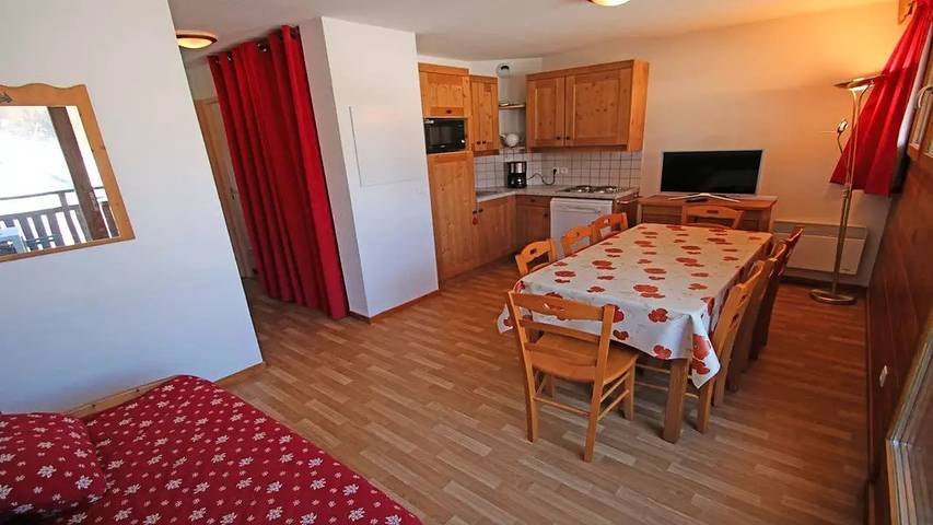 Gîte pour 6 personnes, avec vue et balcon à Puy-Saint-Vincent - 2