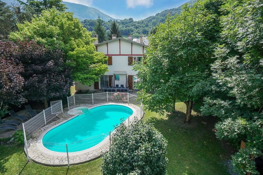 House/Gîte/Chalet 15 to 17 people 06 37 07 78 76 in Saint-Lary-Soulan, Parc national des Pyrénées