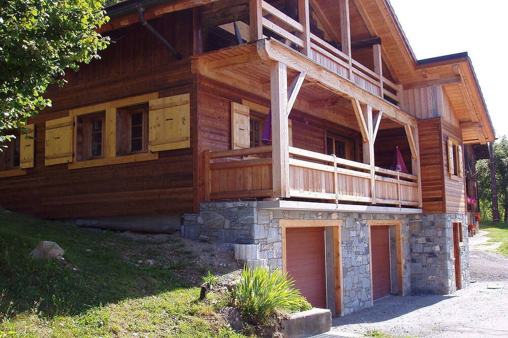 Chalet - Manigod. Big and luxury house next to La Clusaz in Manigod, Annecy region