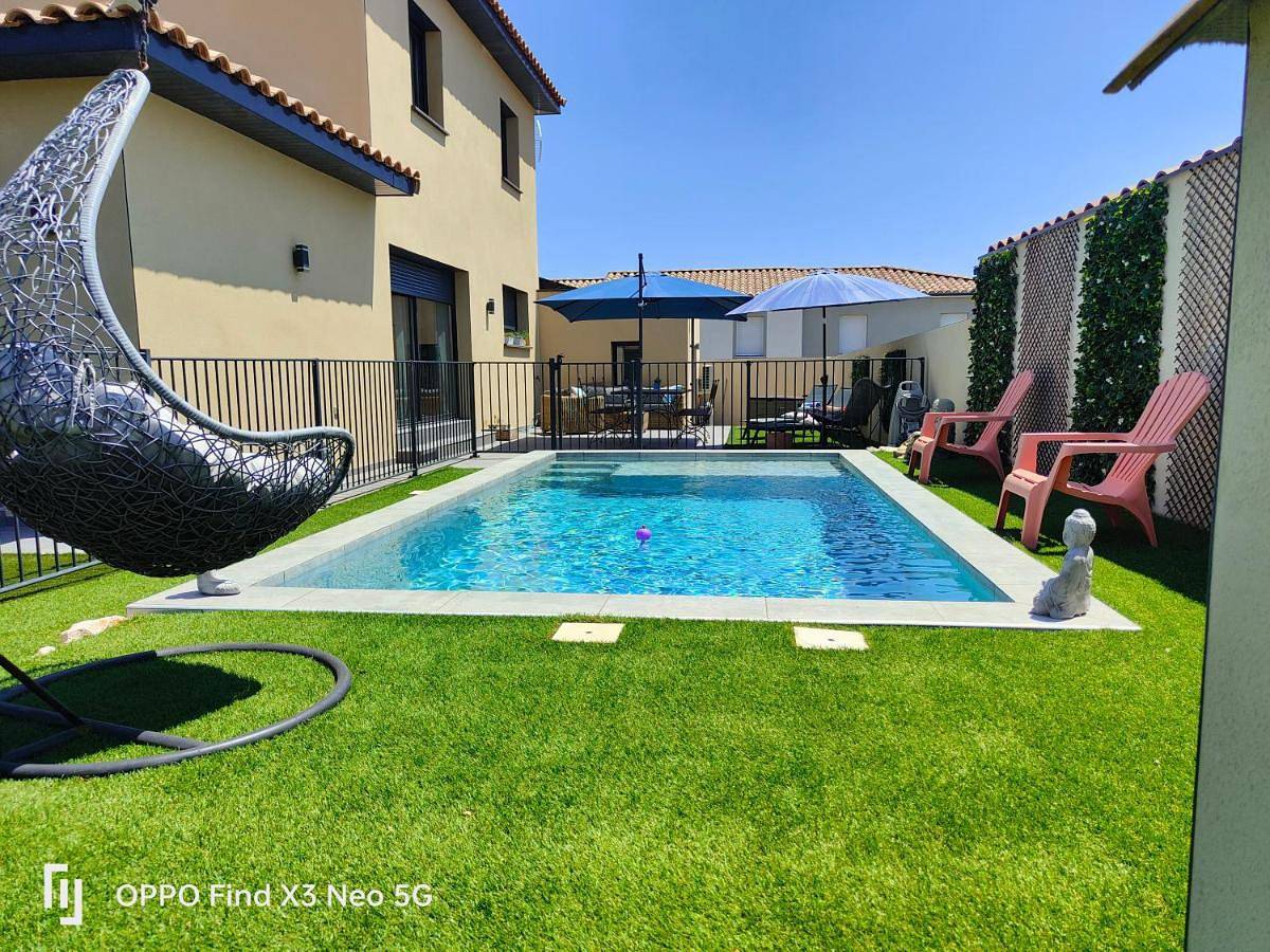 Villa with Private Pool in Poulx, Nimes und Umgebung