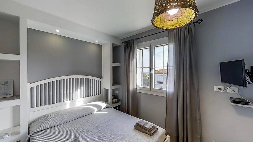 Chambre d’hôte pour 2 personnes, avec jardin ainsi que vue et terrasse à Antibes - 4