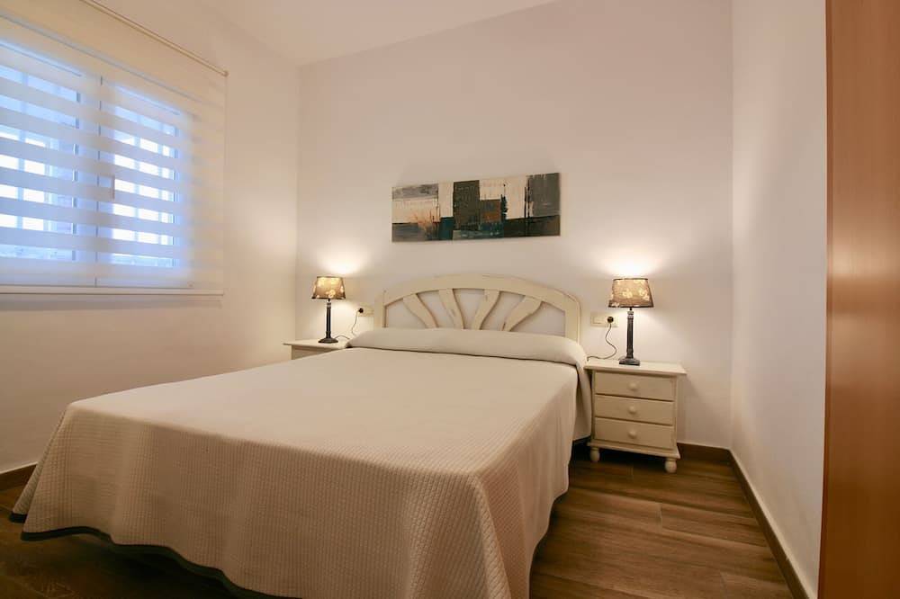 Freistehendes Haus am Strand von Oliva in Urb. Kiko, auf einem privaten Grundstück in Oliva, Costa de Valencia