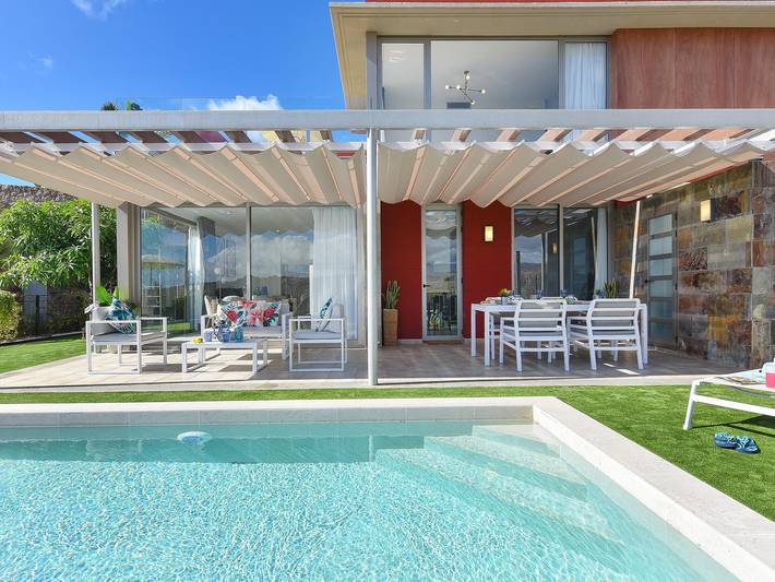 Villa für 4 Personen, mit Terrasse und Pool sowie Garten, mit Haustier in Salobre