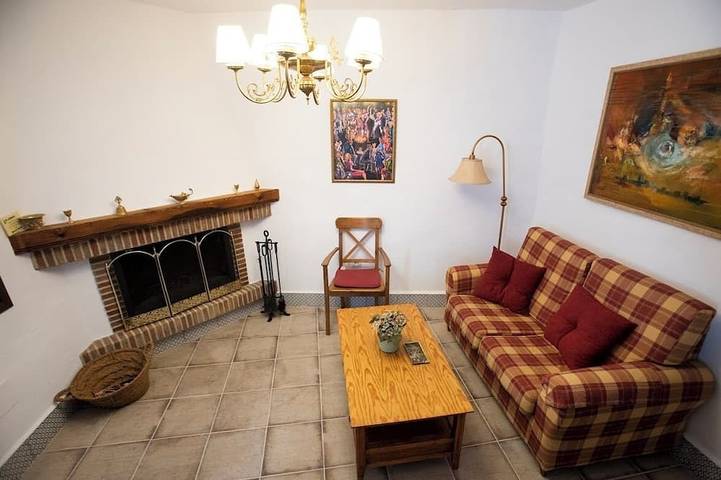 Casa rural para 6 personas, con balcón - 1