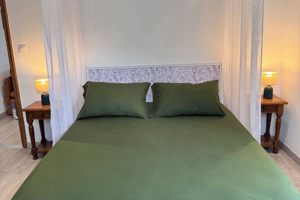 Appartement entier, Appartement au cœur du village in Murato, Région de Calvi