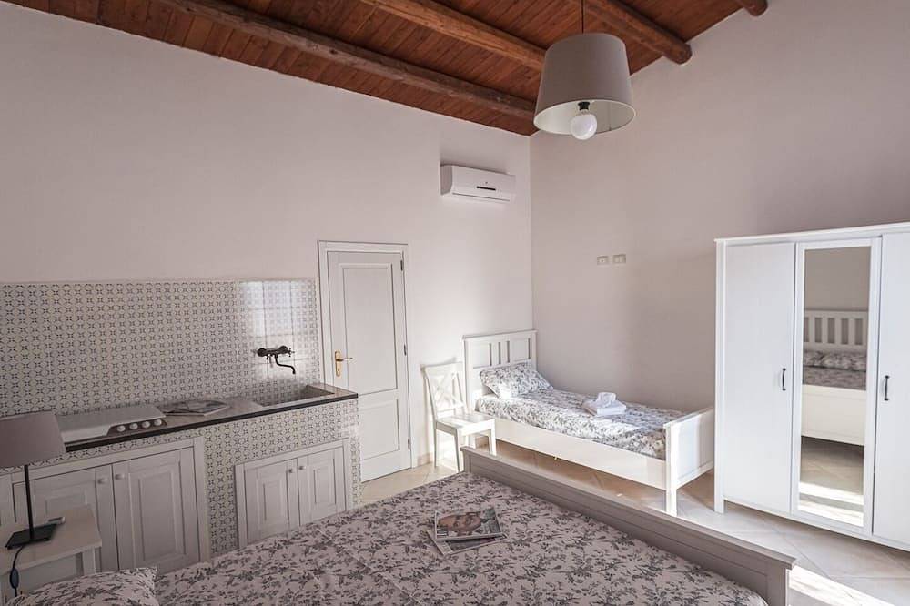 Independent villa with large private pool nestled in the Sicilian countryside in Castelvetrano, Castelvetrano (Commune)