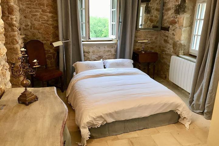 Maison de charme 13 pers – Piscine chauffée – Promo offre exclusive juin in Auriac-du-Périgord, Périgord Noir