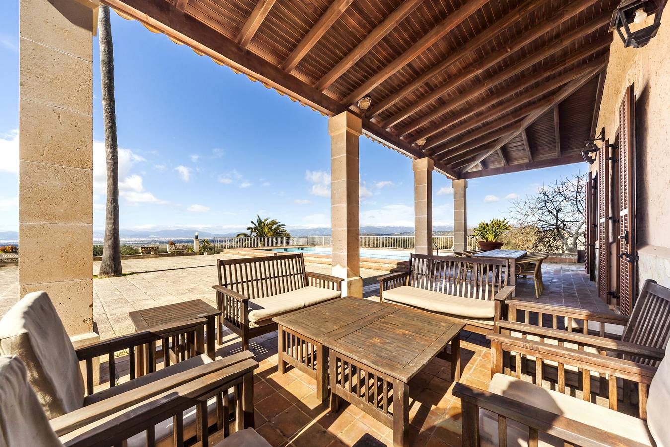 Villa for 16 personer med terrasse in Palma de Mallorca, Vest Mallorca