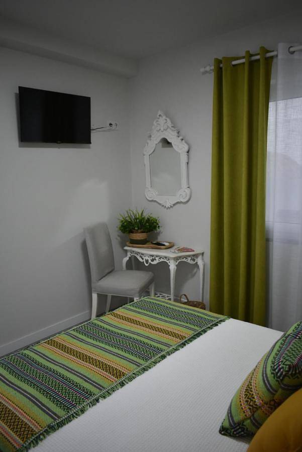Double or Twin Room with Private Bathroom in Nossa Senhora da Expectação, Distrito de Portalegre